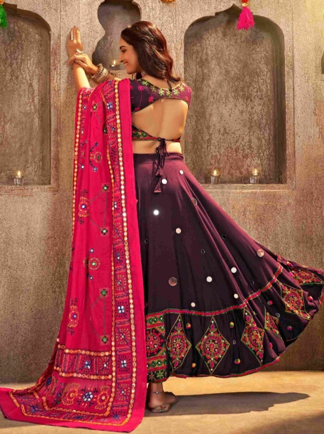 Beautiful Designer Navratri Garba Special Chaniya Choli