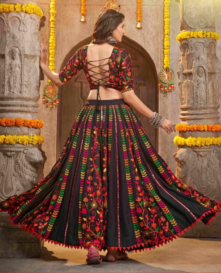 Beautiful Designer Navratri Garba Special Chaniya Choli