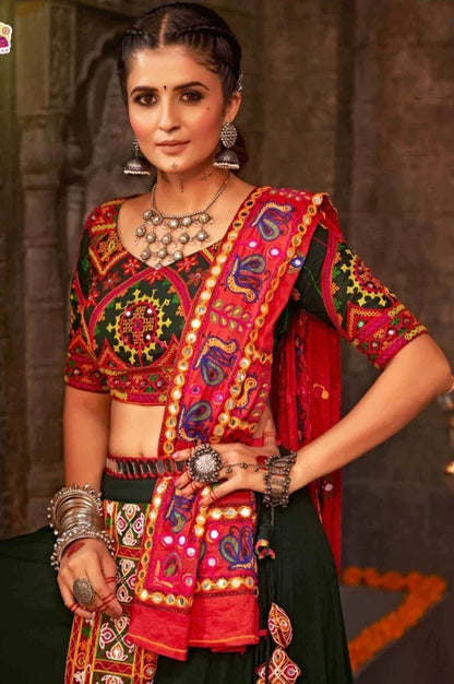 Beautiful Designer Navratri Garba Special Chaniya Choli