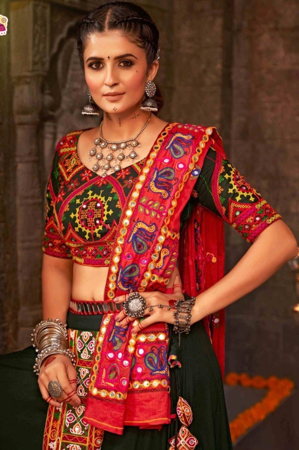 Beautiful Designer Navratri Garba Special Chaniya Choli