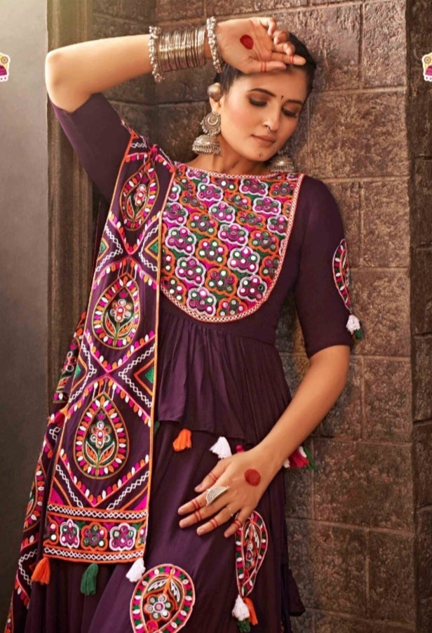 Beautiful Designer Navratri Garba Special Chaniya Choli