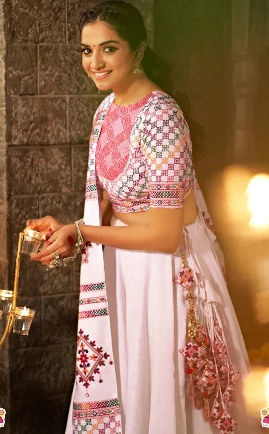 Beautiful Designer Navratri Garba Special Chaniya Choli