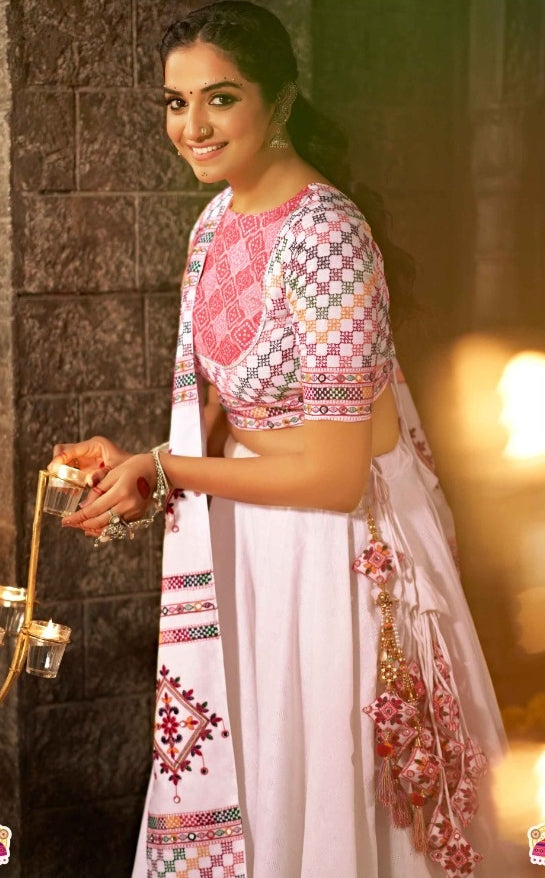 Beautiful Designer Navratri Garba Special Chaniya Choli