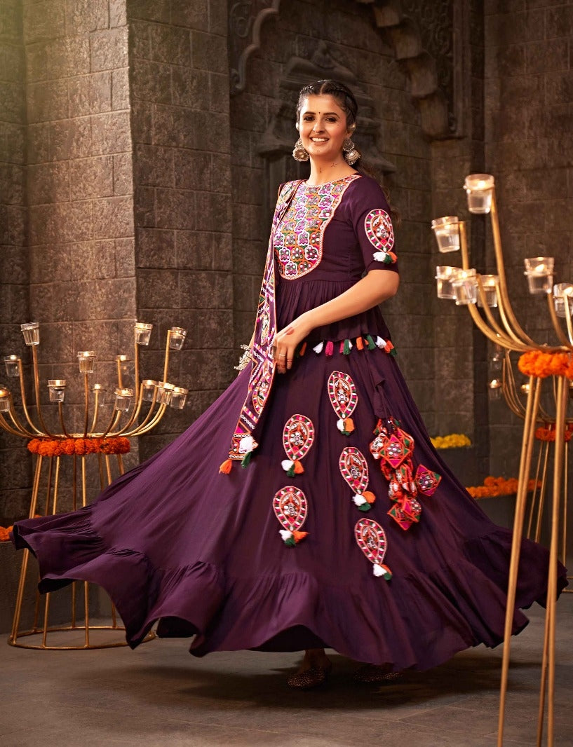 Beautiful Designer Navratri Garba Special Chaniya Choli