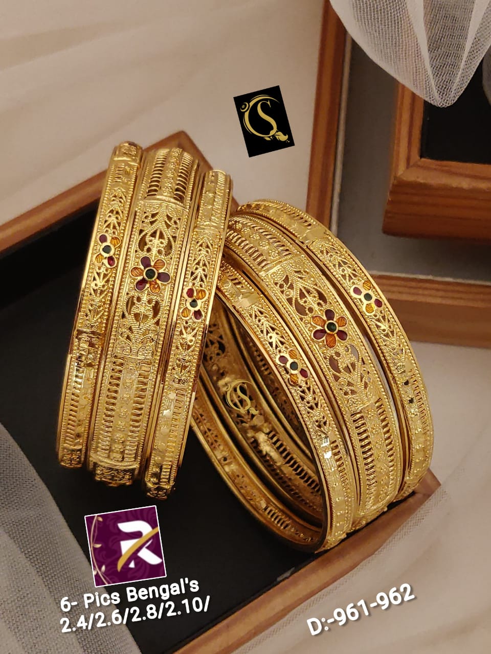 Beautiful Designer Superhit Brass High Gold Antique 6 Pcs Bangles
