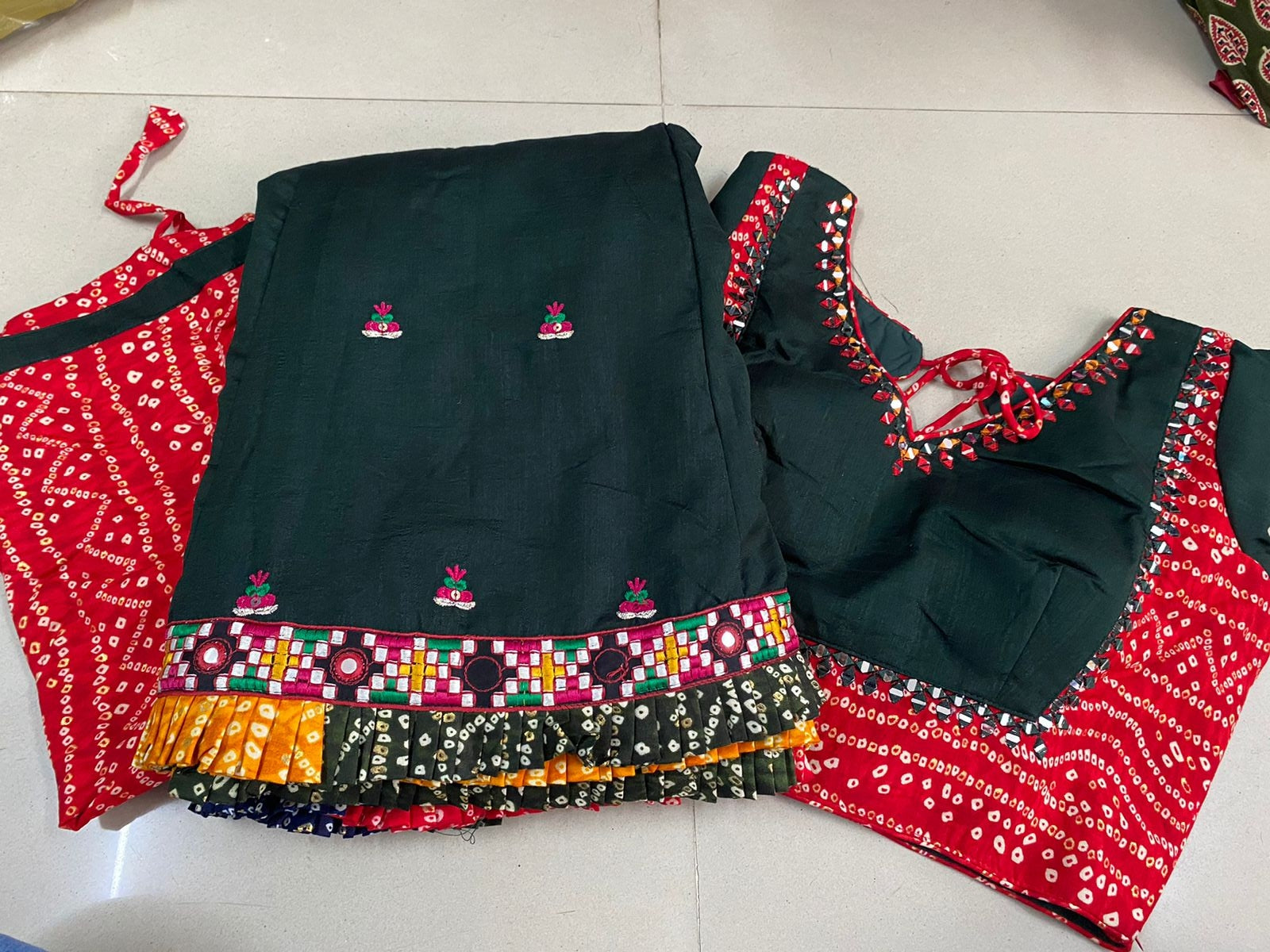 Beautiful Navratri Traditional Pure Silk Original Mirror Work Chaniya Choli