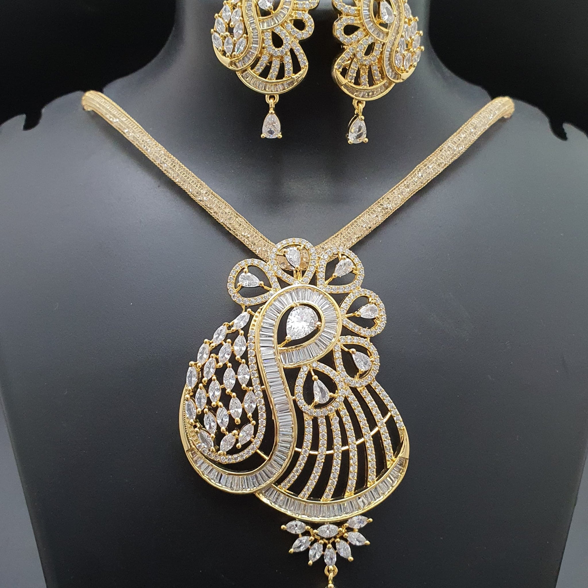 american diamond necklace Set