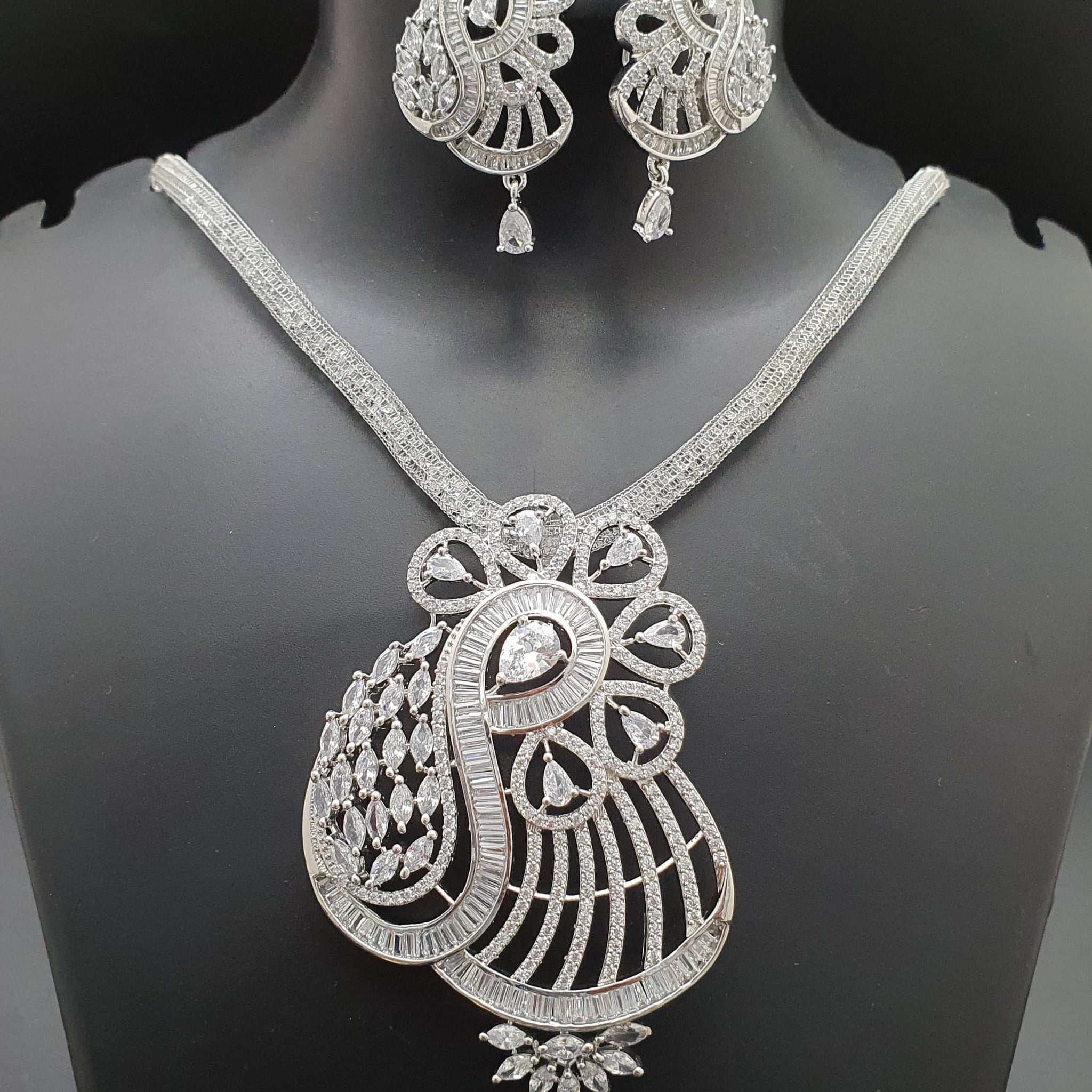 american diamond necklace Set