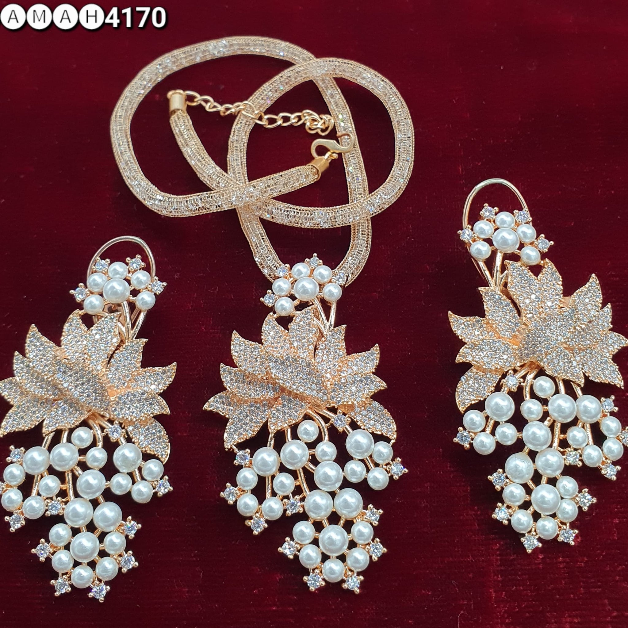 Pendant & Earrings Set