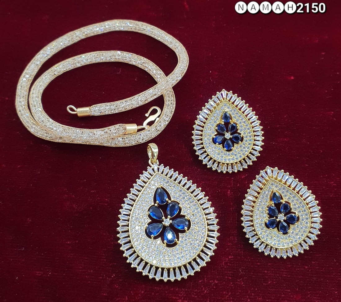 Pendant & Earrings Set