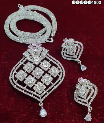 Pendant & Earrings Set