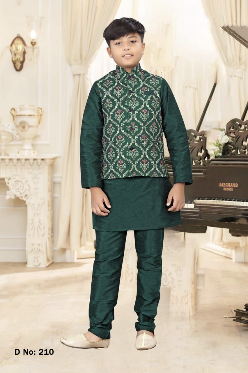 Kurta Pyjama with Koti Jacket