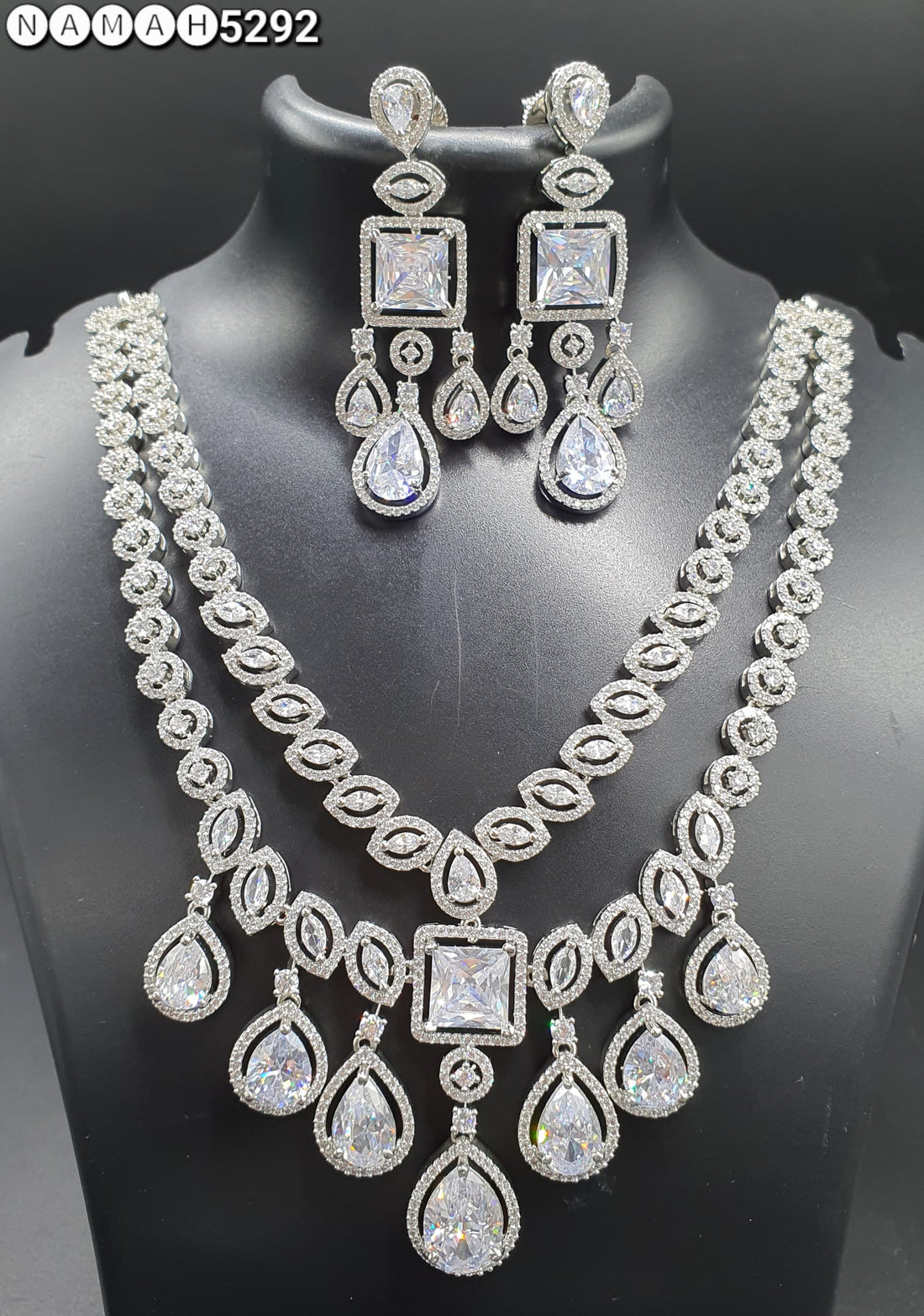 Neckles