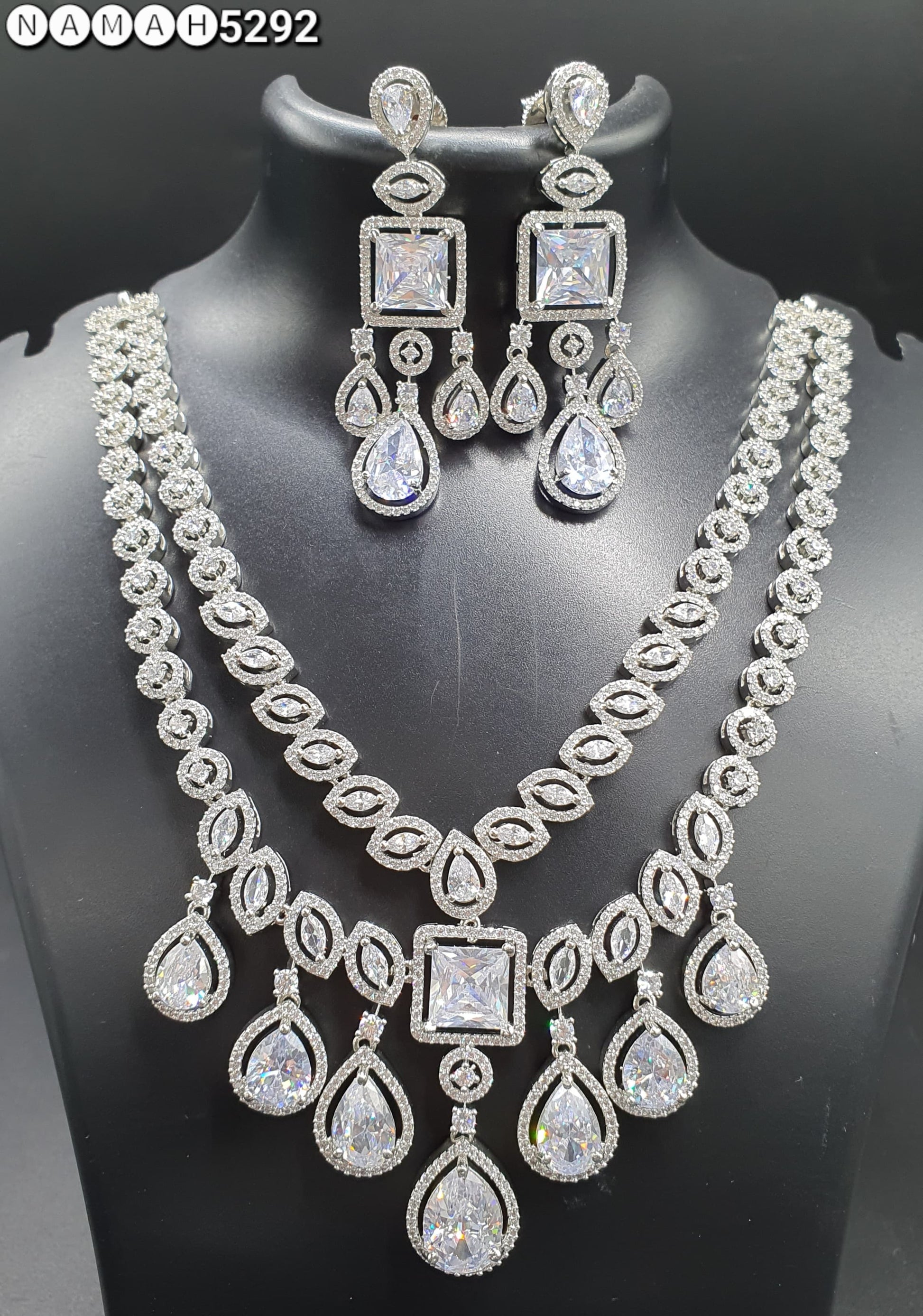 Neckles