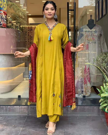Salwar Suit