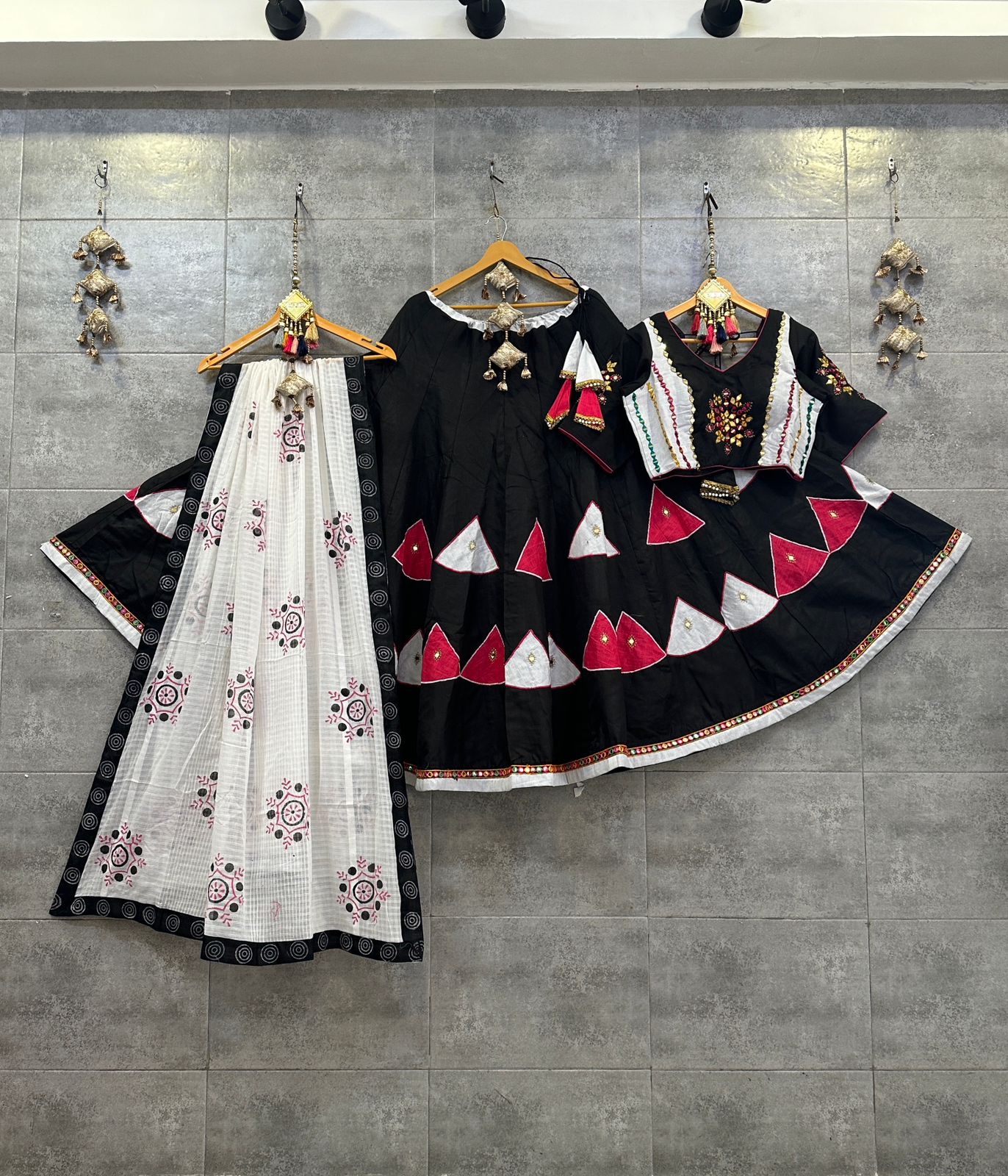 Navratri Trending Pure Camric Cotton Lehenga Choli