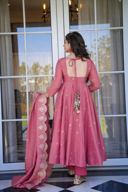 Salwar Suit