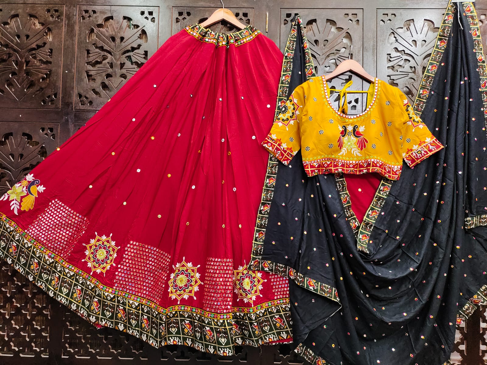 Navratri Chaniya Choli