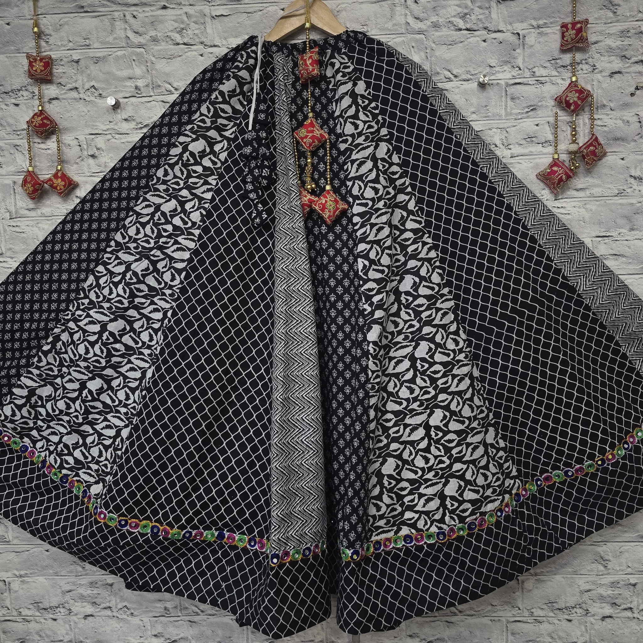Skirt Lehenga Only