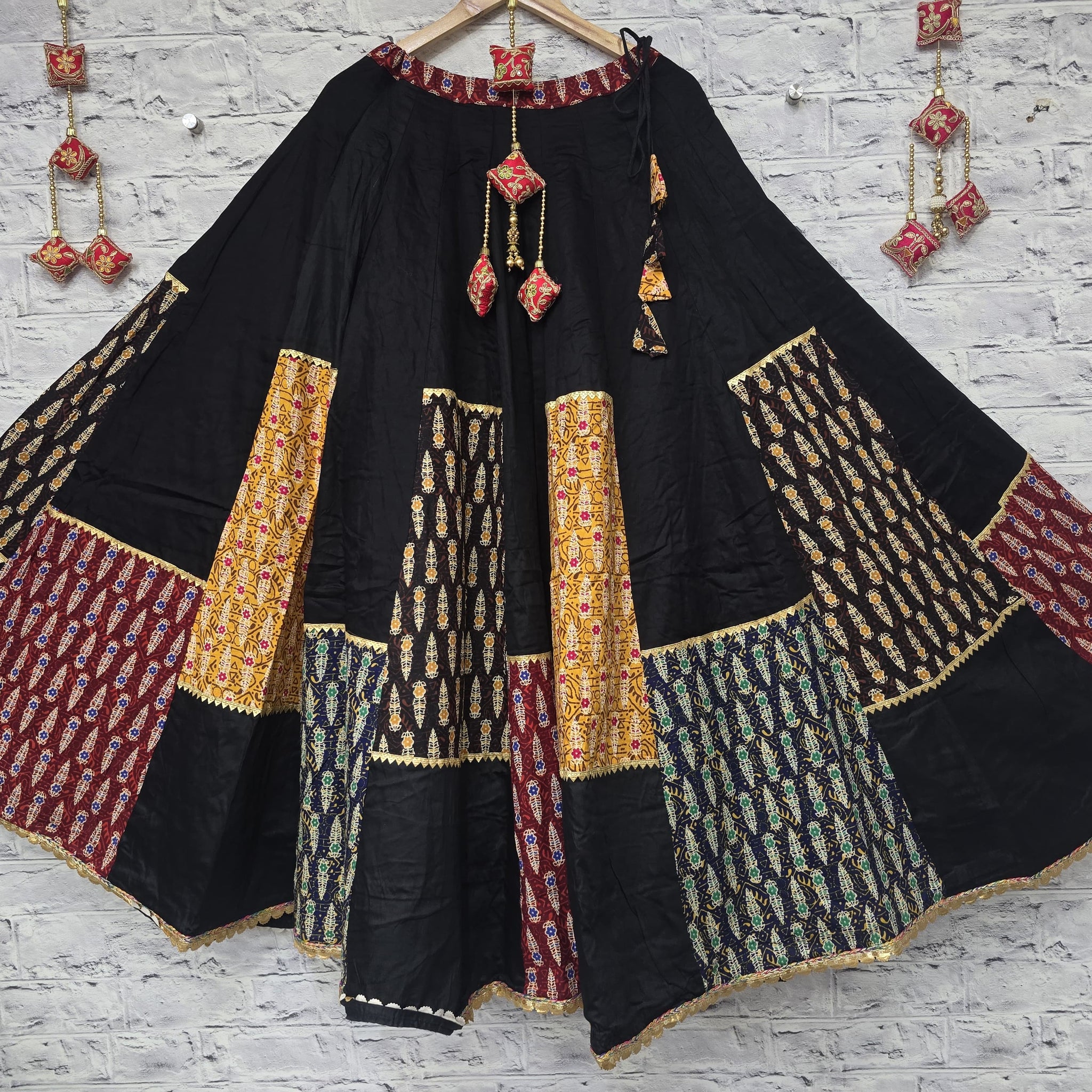 Skirt Lehenga Only