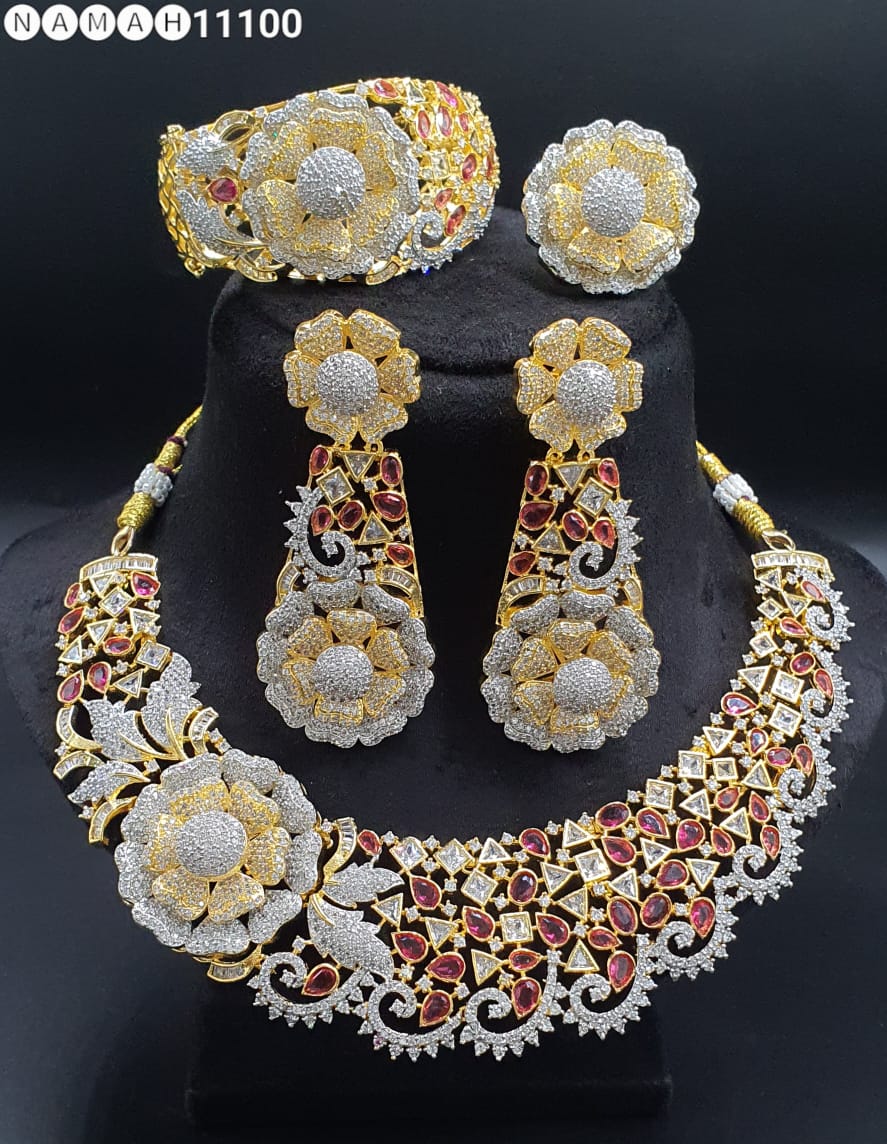 Necklace Set