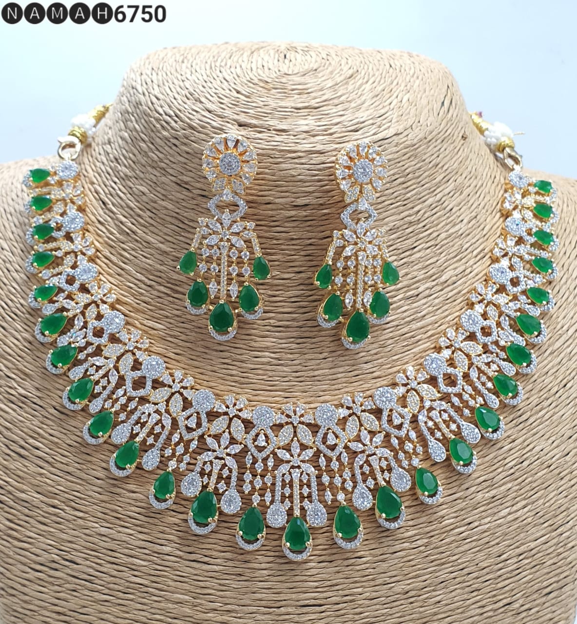 Diamond Necklace Designs 200 Rupees Necklace Princess-Inspired