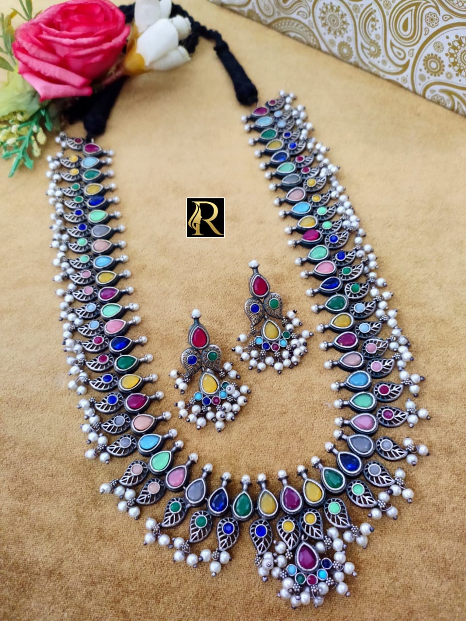 Necklace set