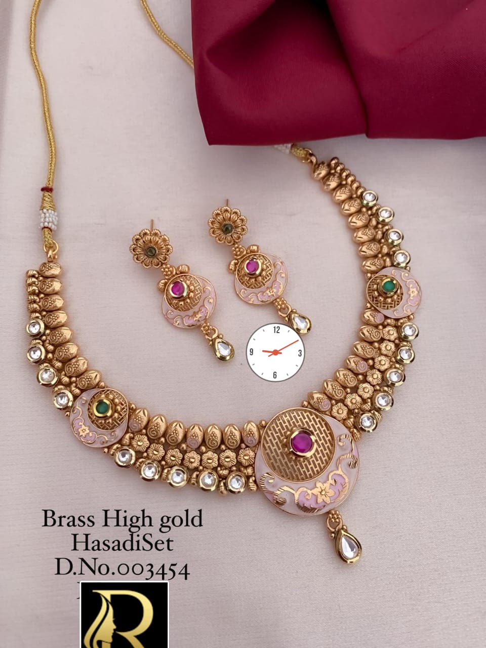 Antique Rajwadi Hasadi Choker Set With Beautiful Earrings