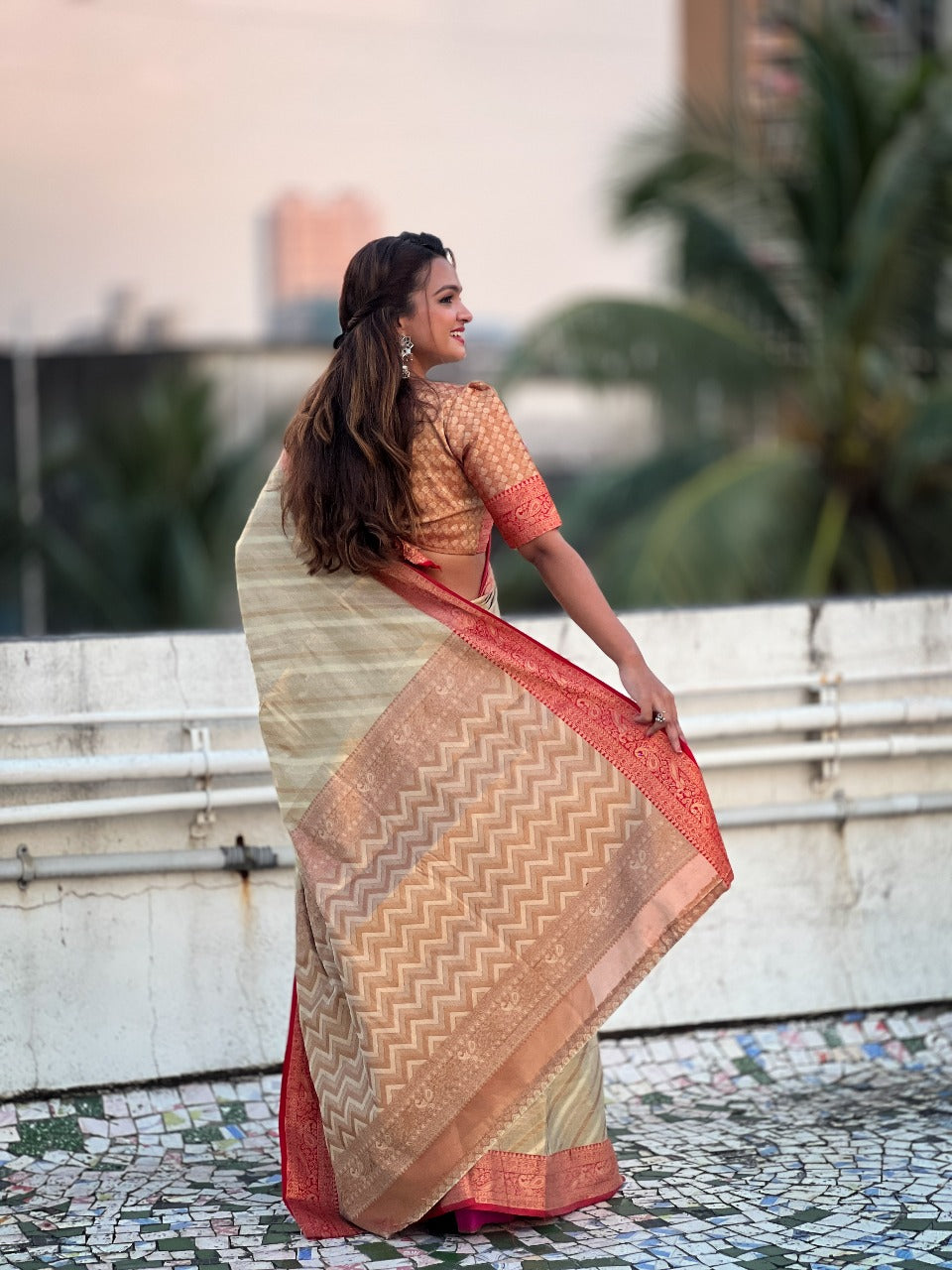 Tissue Leheriya Saree