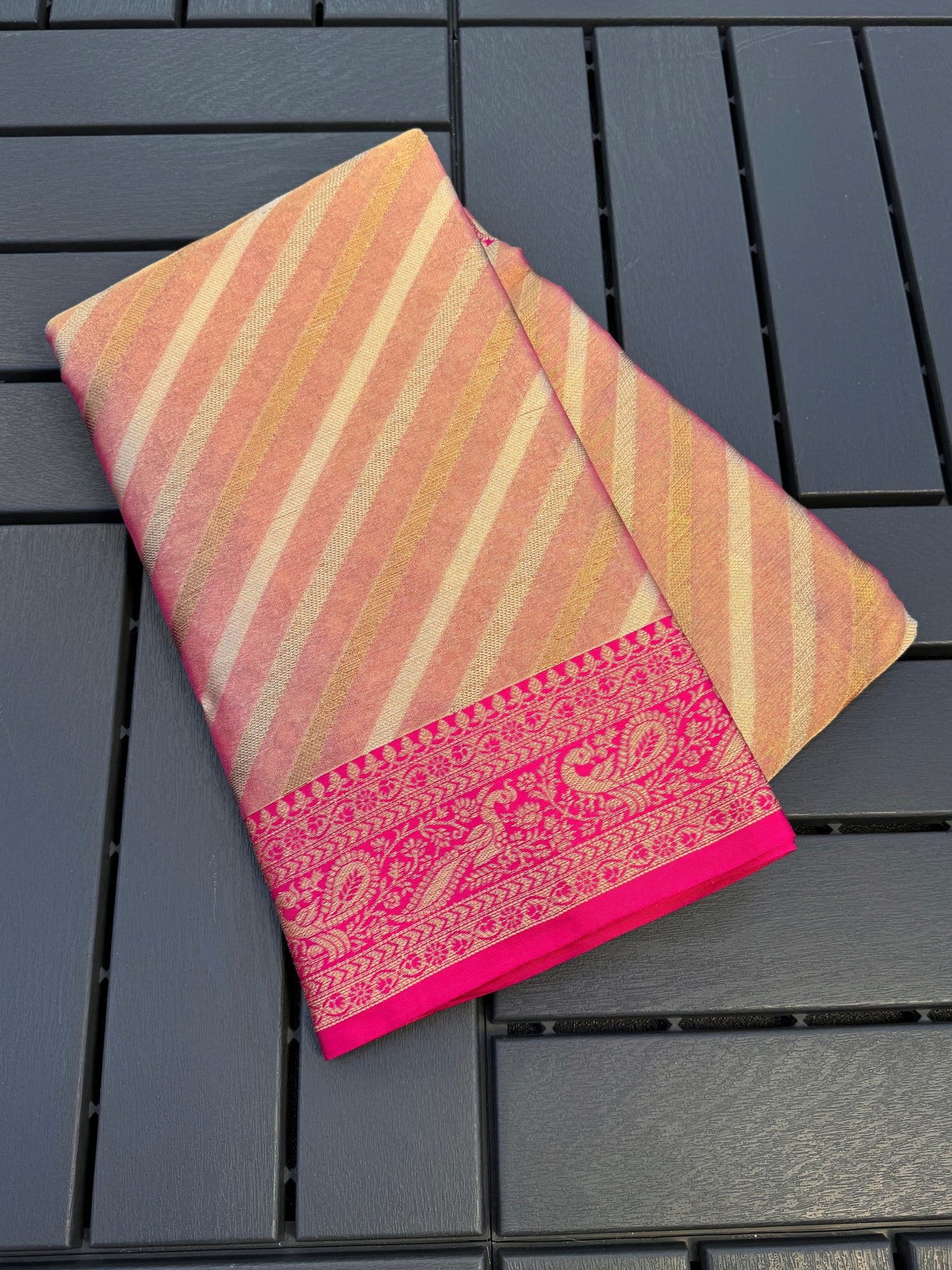 Tissue Leheriya Saree
