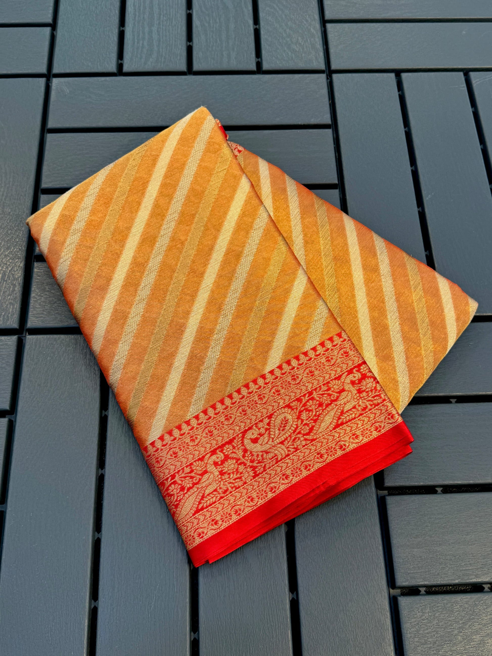 Tissue Leheriya Saree