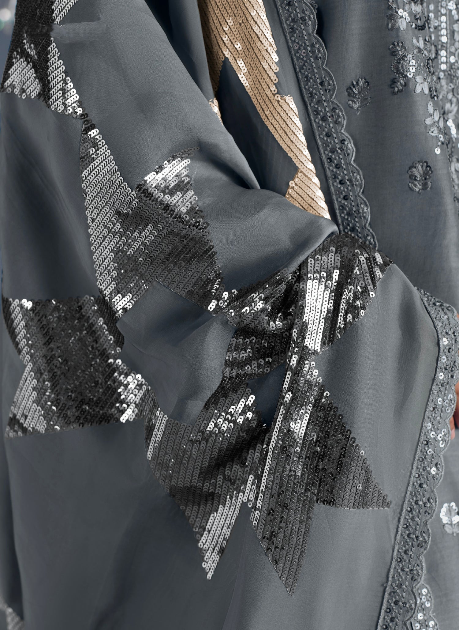 Grey Straight-Cut Suit with Organza Dupatta 