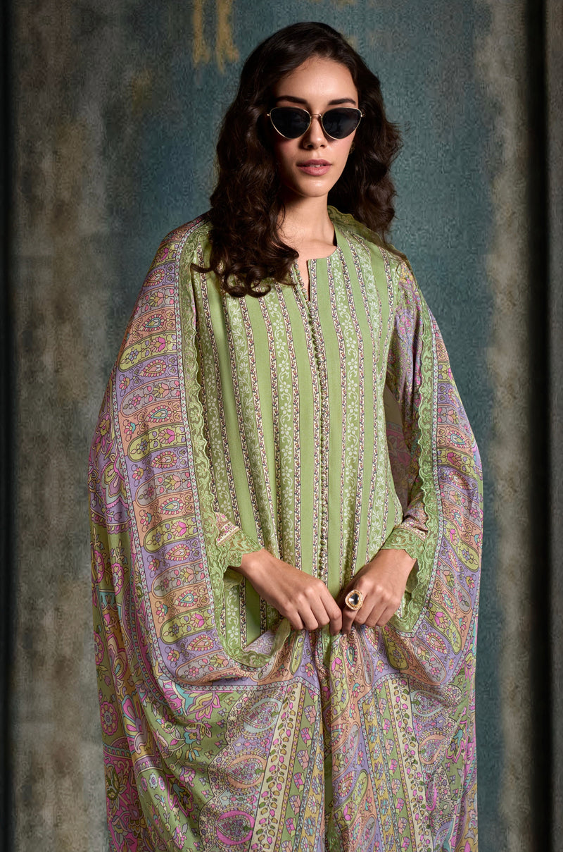 Pastel Green Straight Cut Suit & Digital Print & Scalloped Embroidery