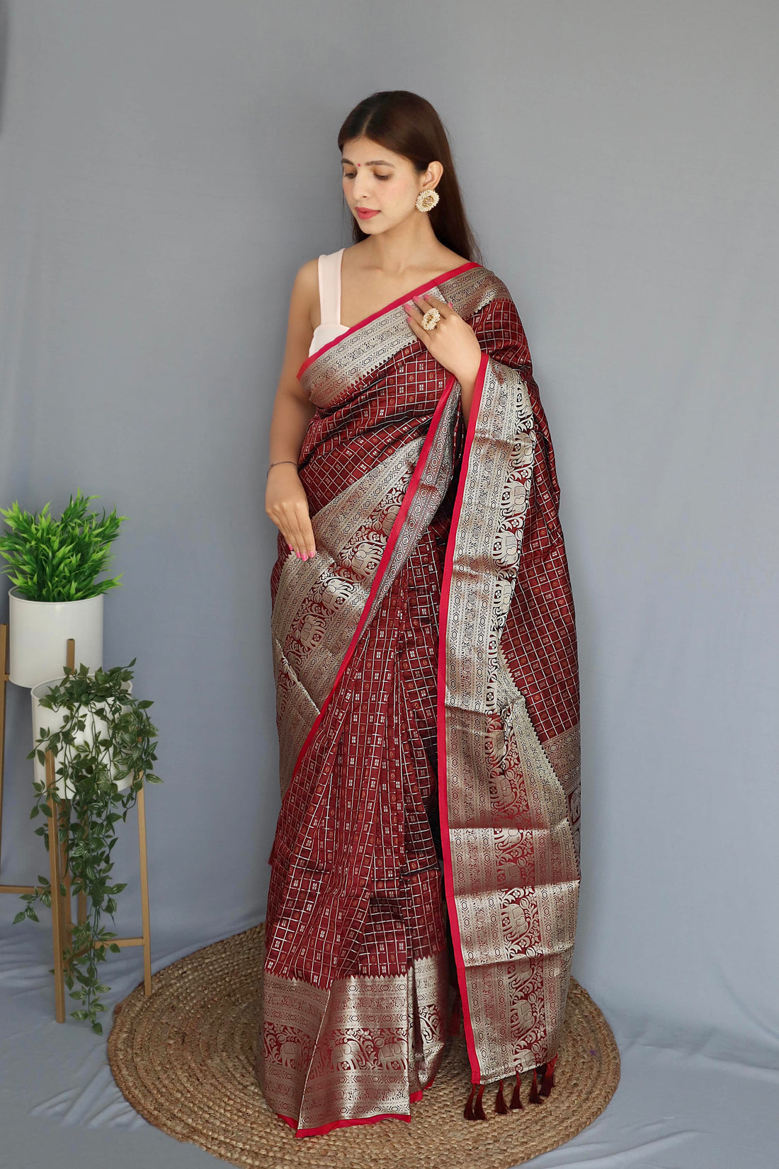 Khicha Saree