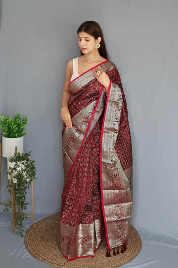 Khicha Saree