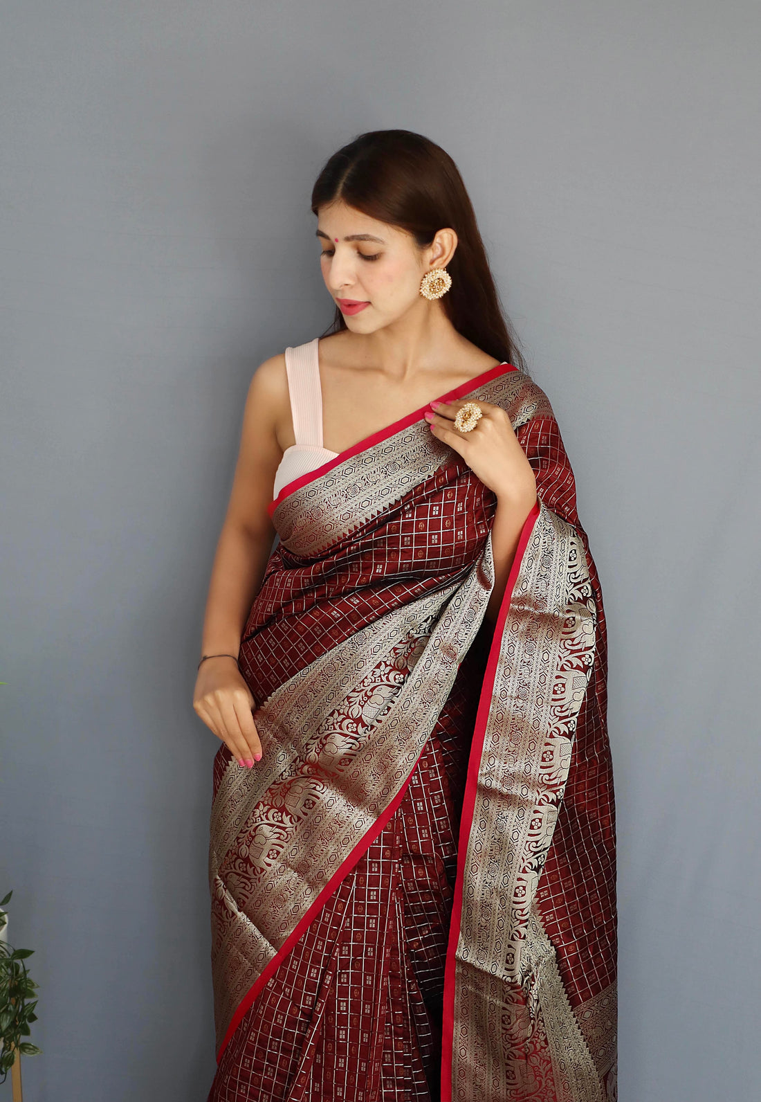 Khicha Saree