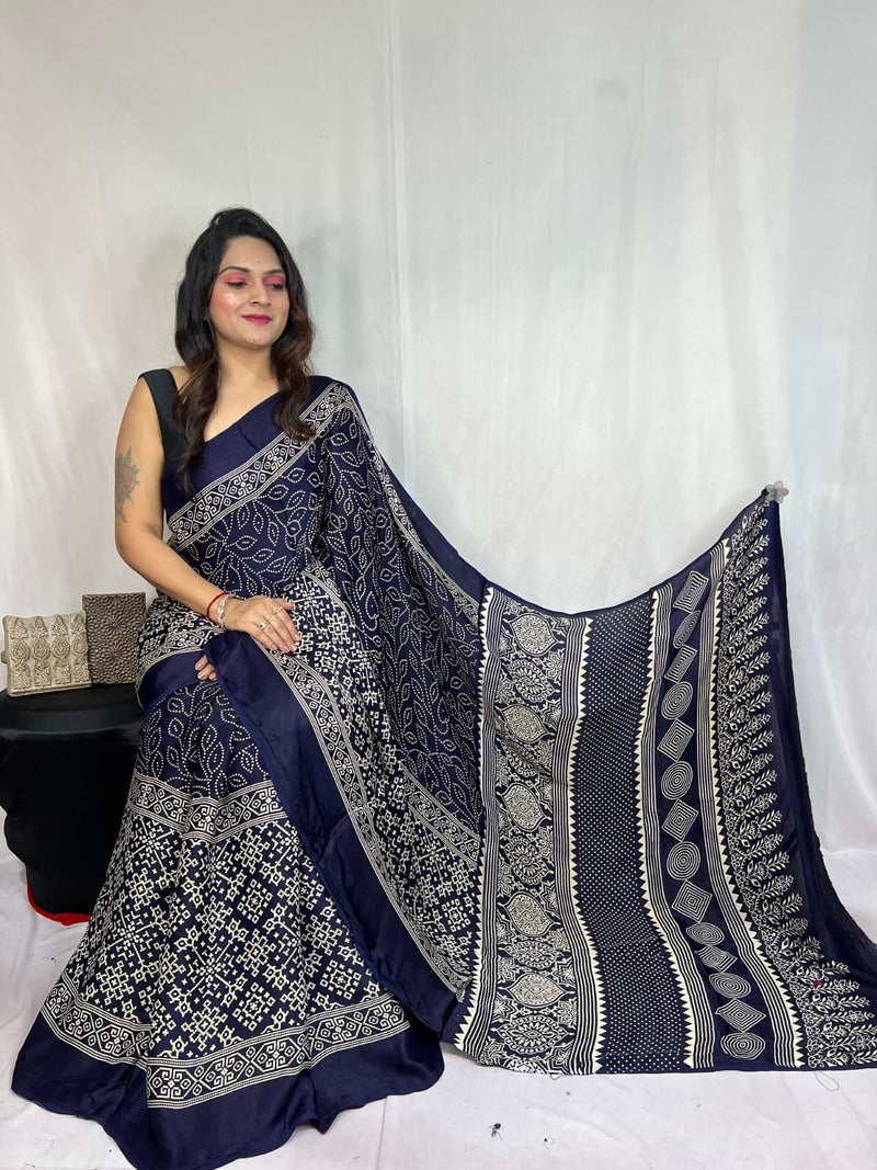 Aajrkh Saree