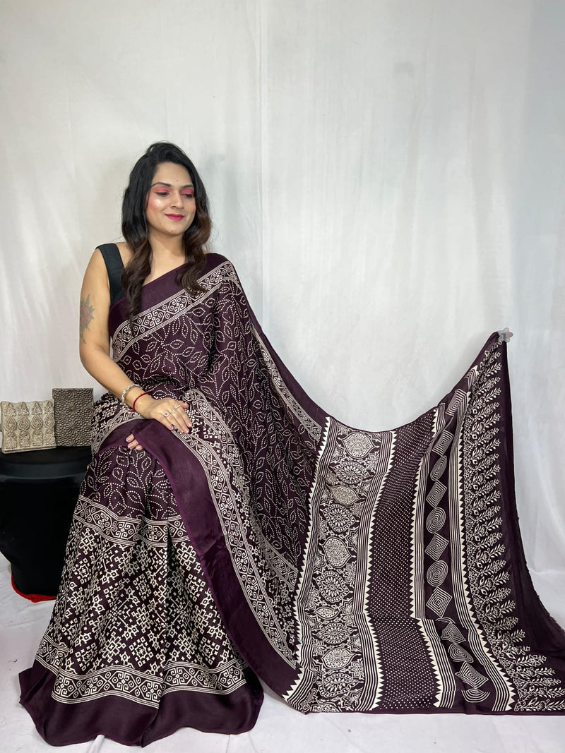 Aajrkh Saree