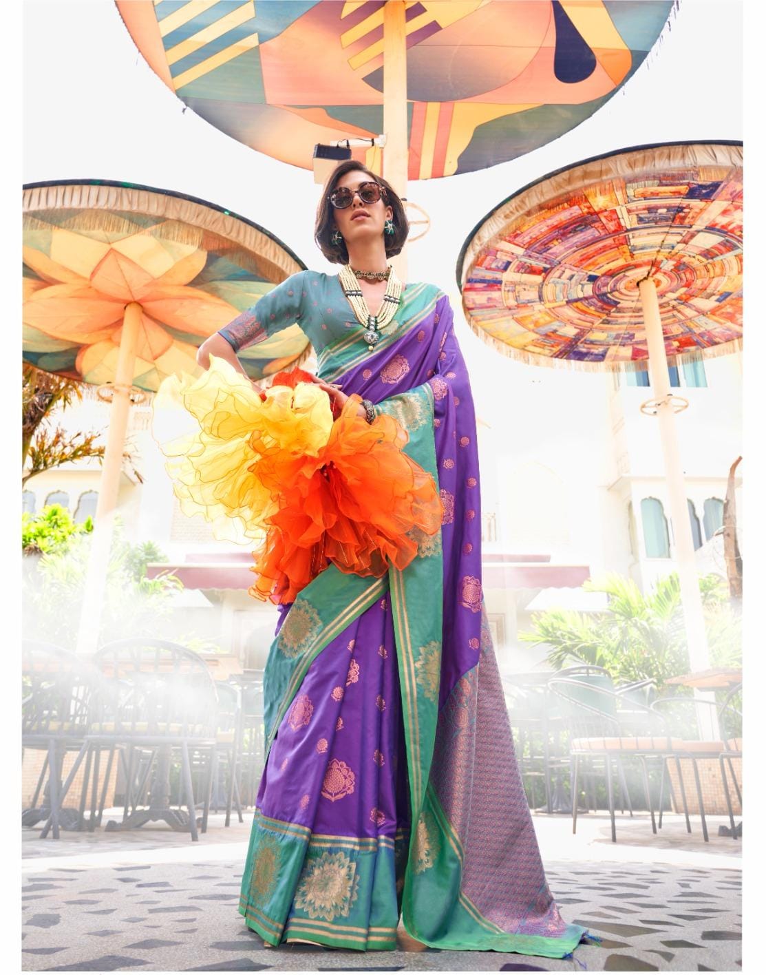 Vivid Violet Purple Party Wear Two Tone Contrast Handloom Weaving Silk Saree