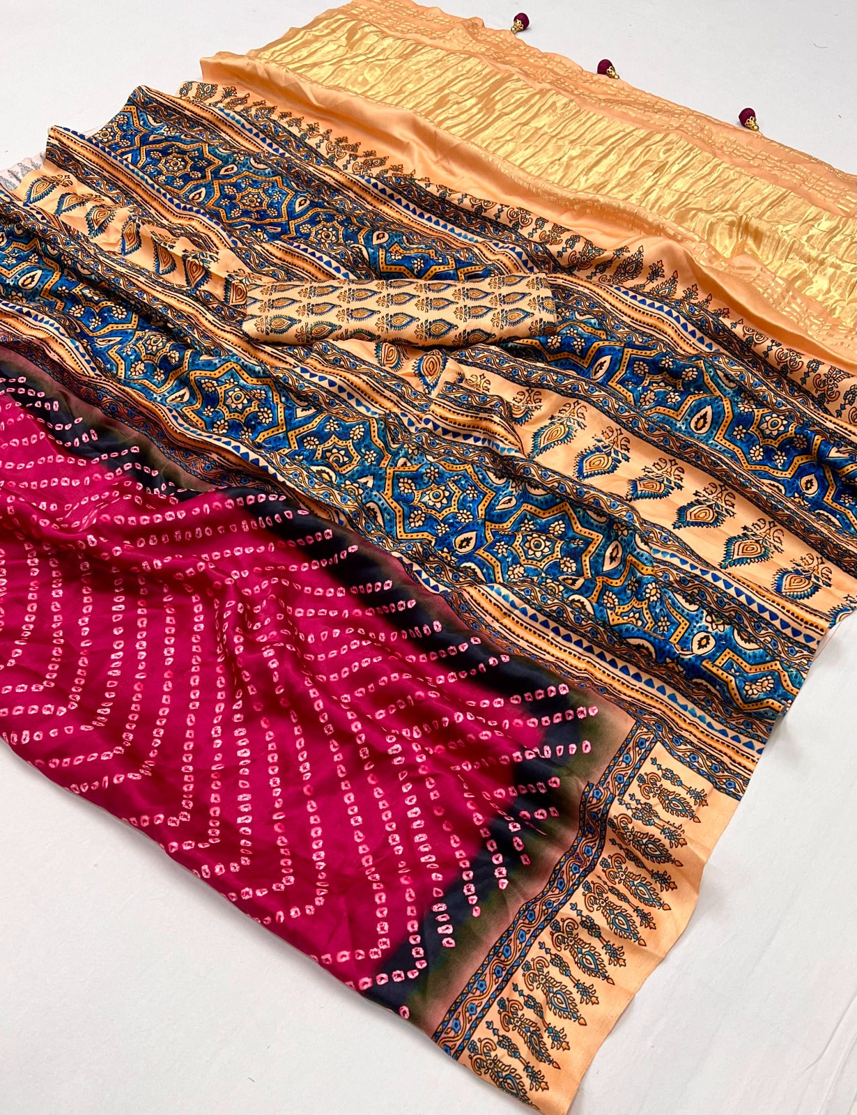 Gajji Lagdi Patrta Silk Saree