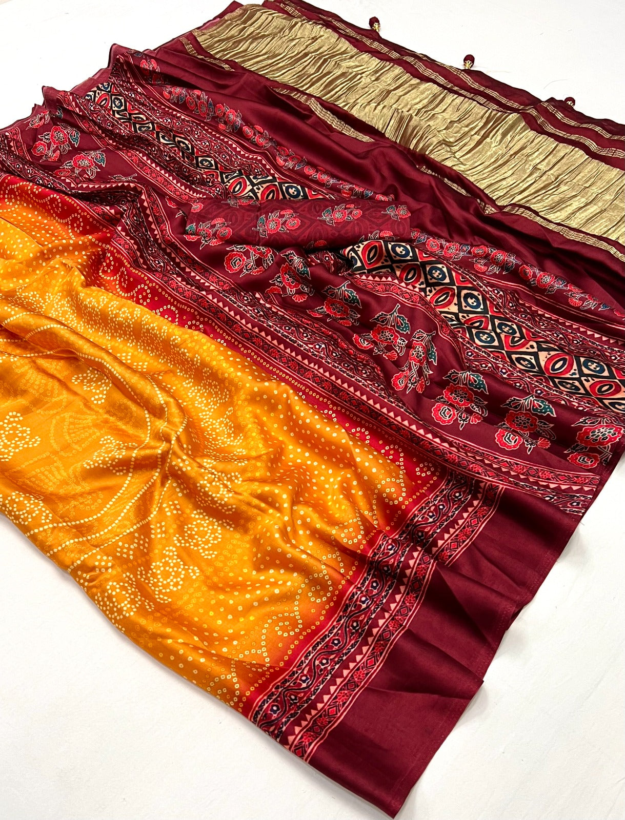 Gajji Lagdi Patrta Silk Saree