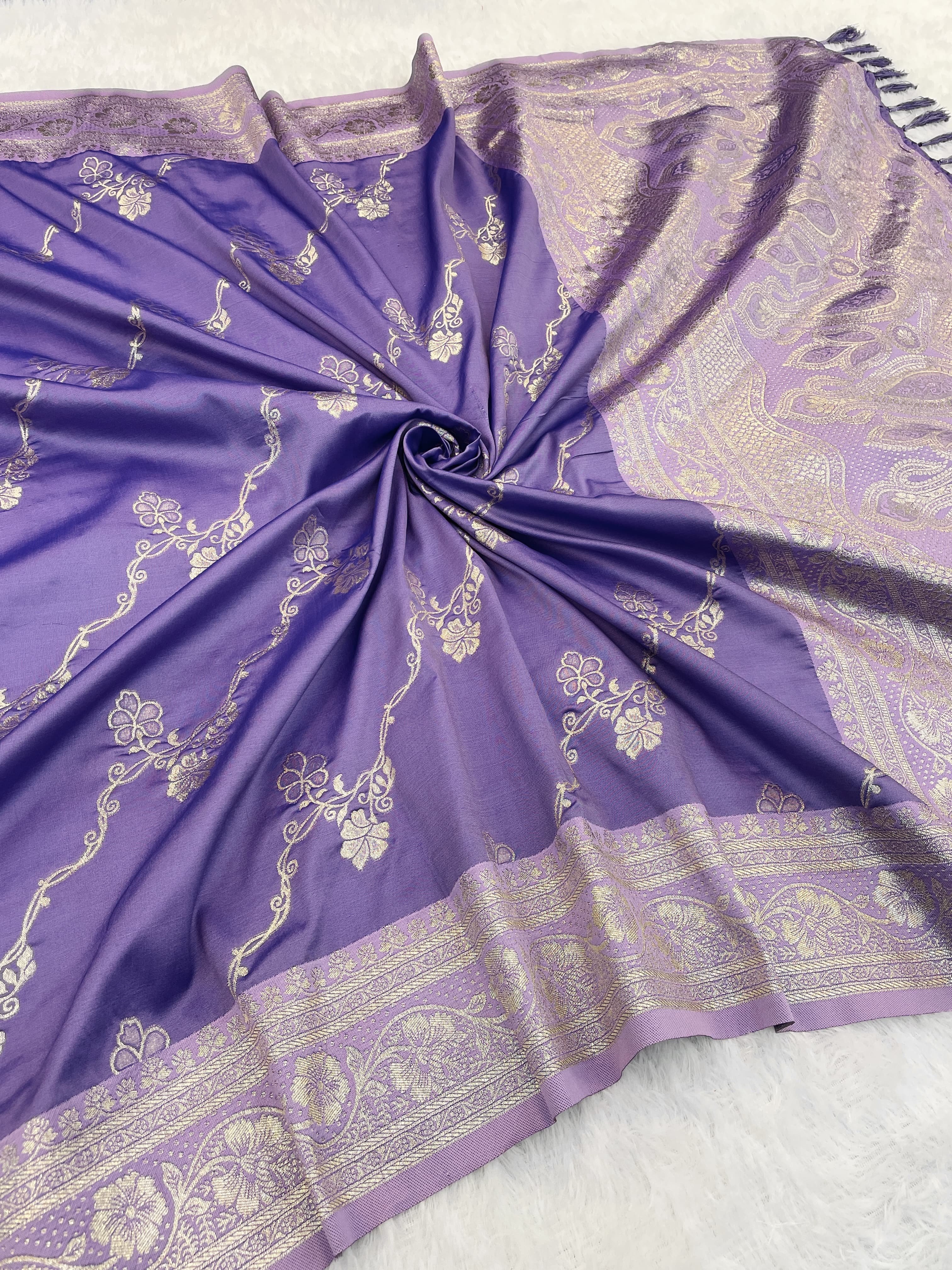 Women's Designer Pure Banarasi Soft Silk with Weaving Zari Pallu Silk Saree
