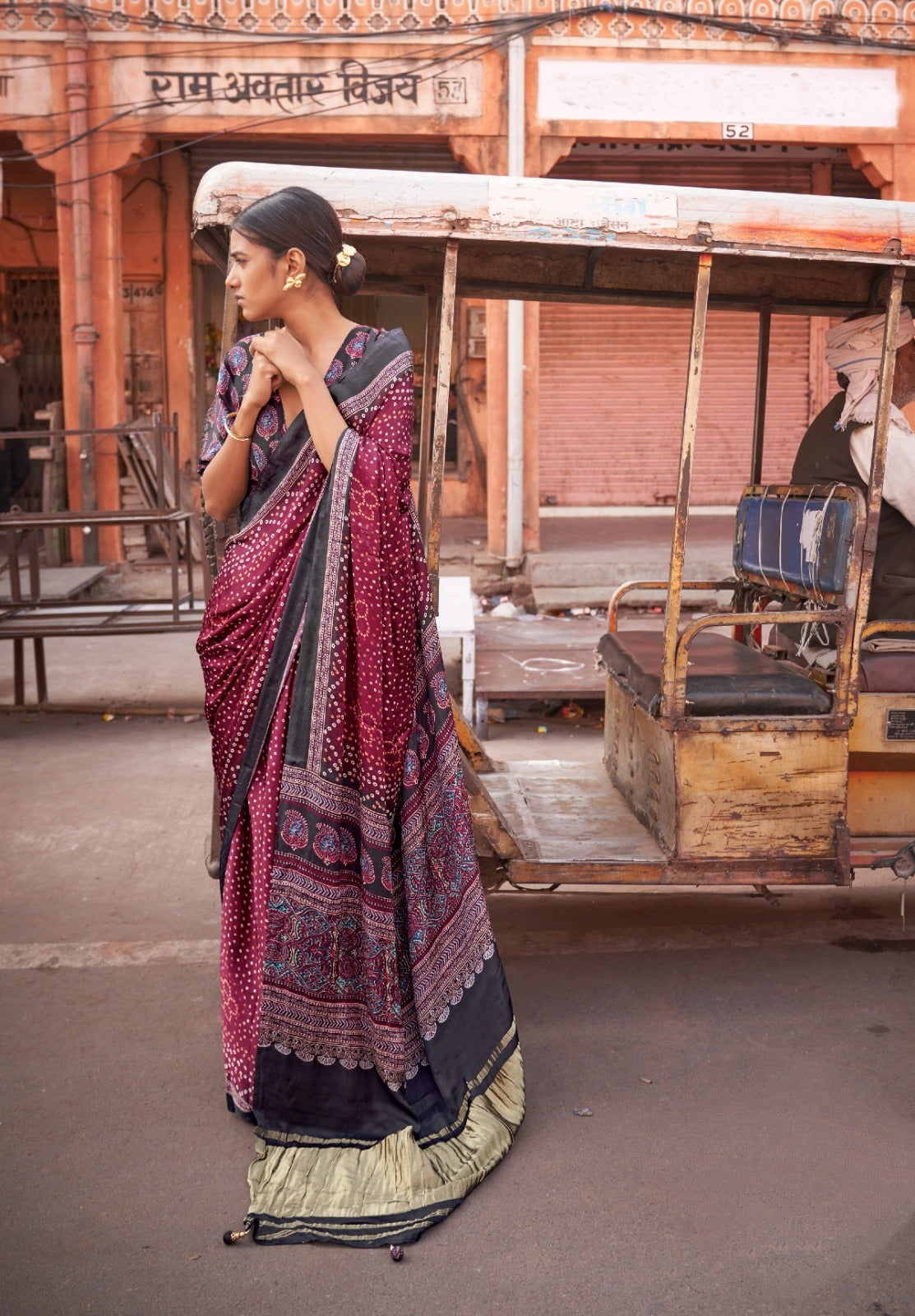 Gajji Lagdi Patrta Silk Saree