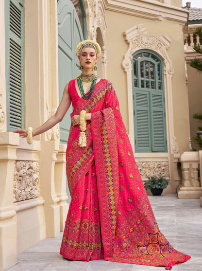 Rani Pink Banarasi Silk Saree &amp; Kashmiri Weaving &amp; Meenakari Highlight