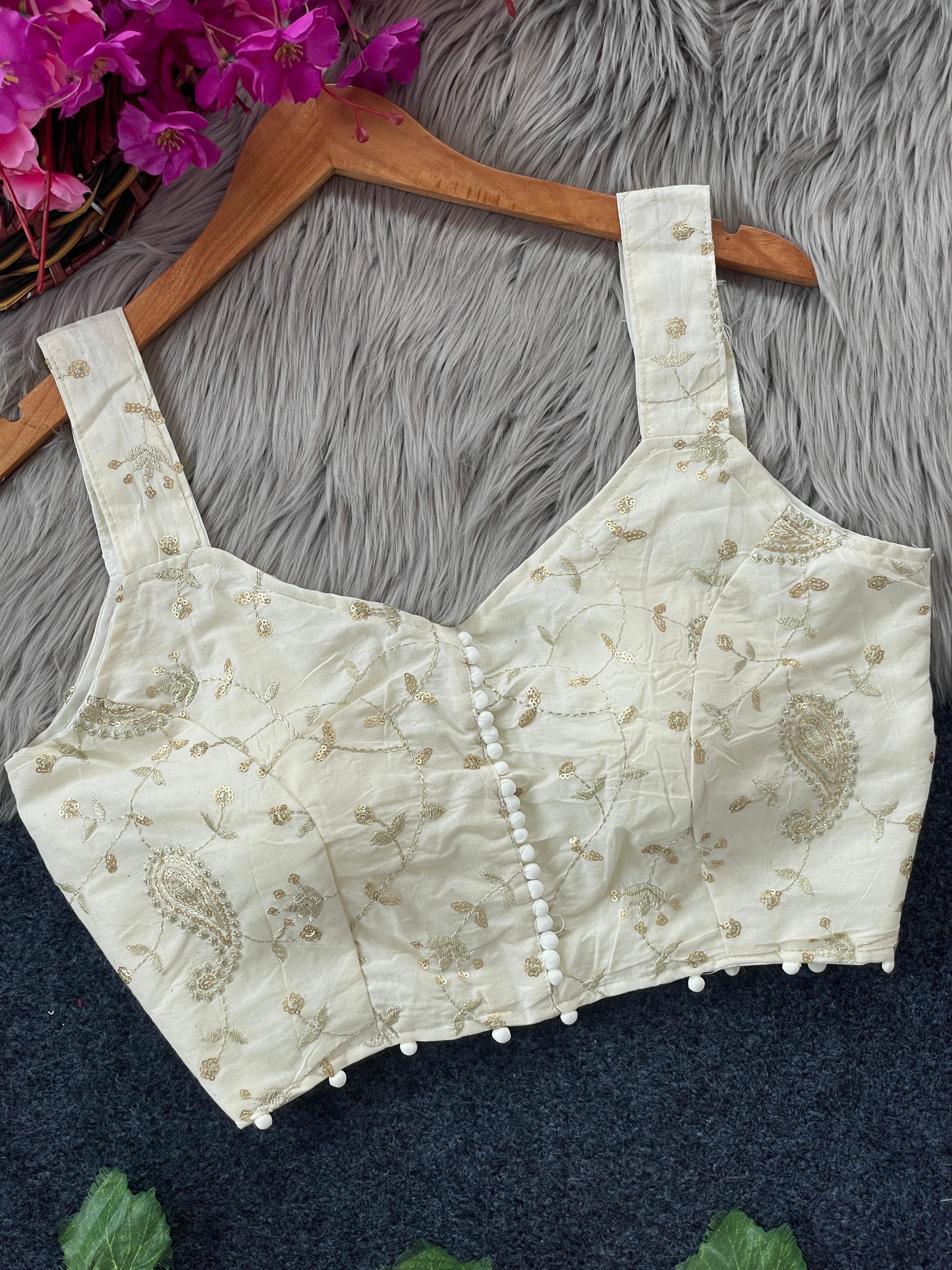 Hakoba Pompom Sleeveless Blouse