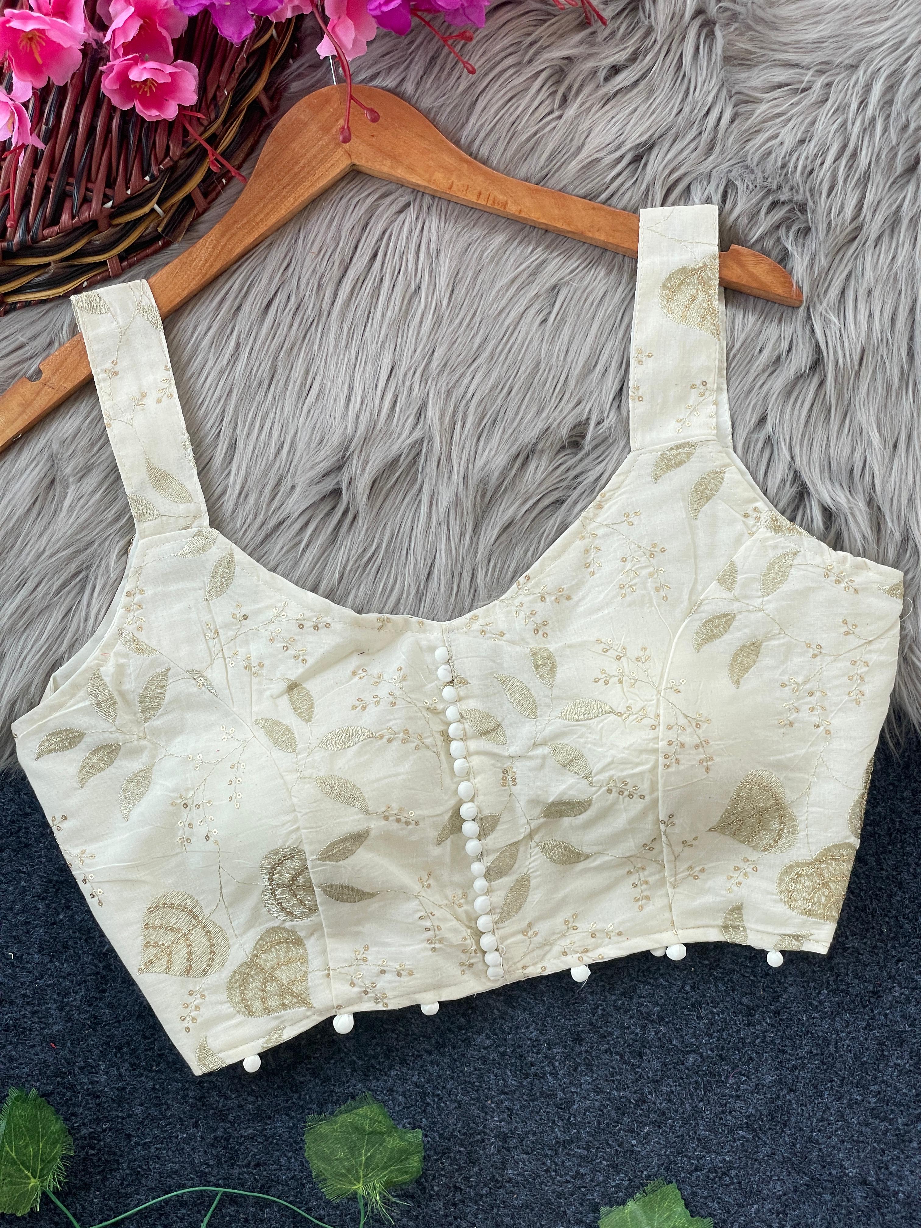 Hakoba Pompom Sleeveless Blouse