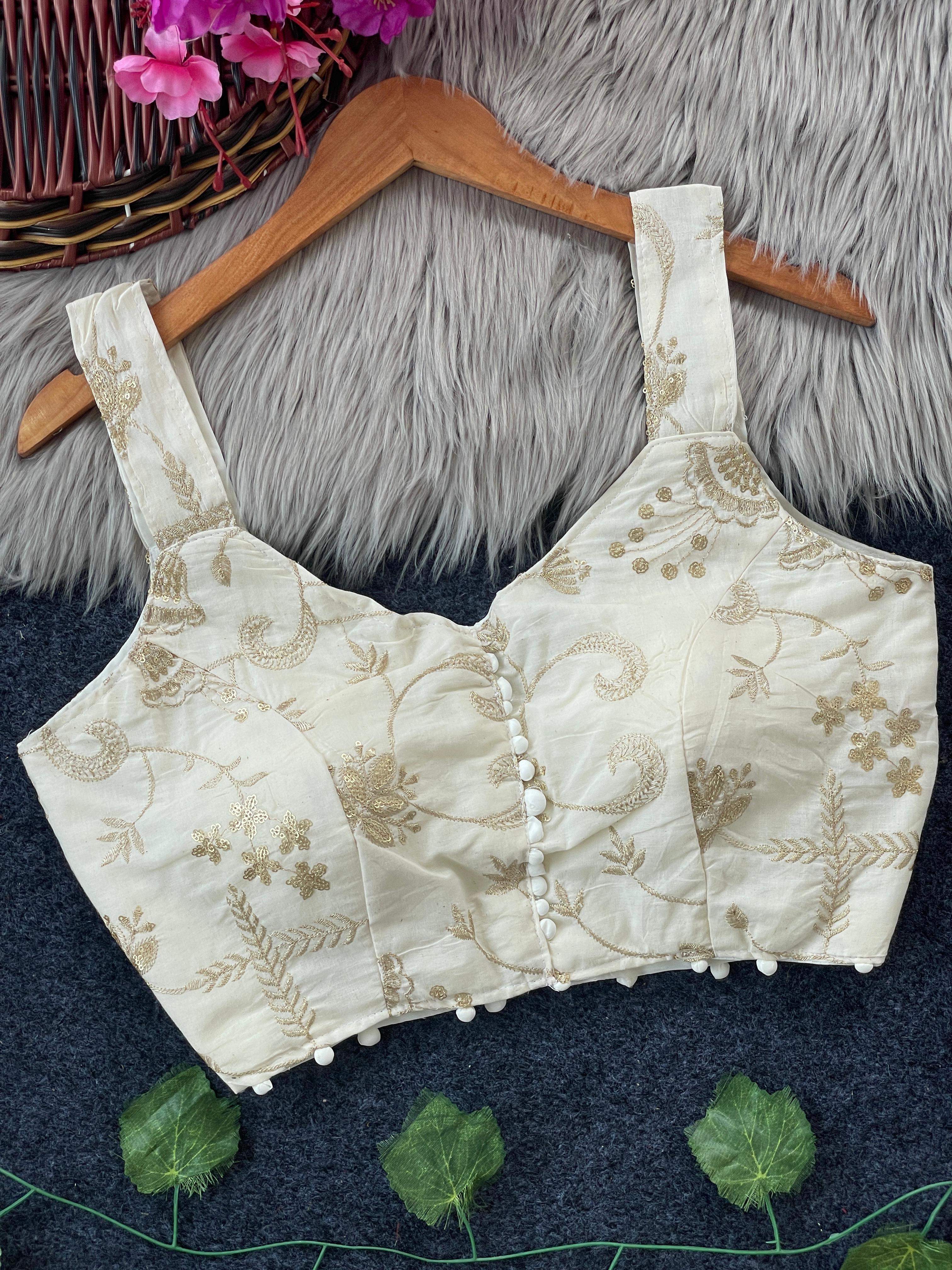 Hakoba Pompom Sleeveless Blouse