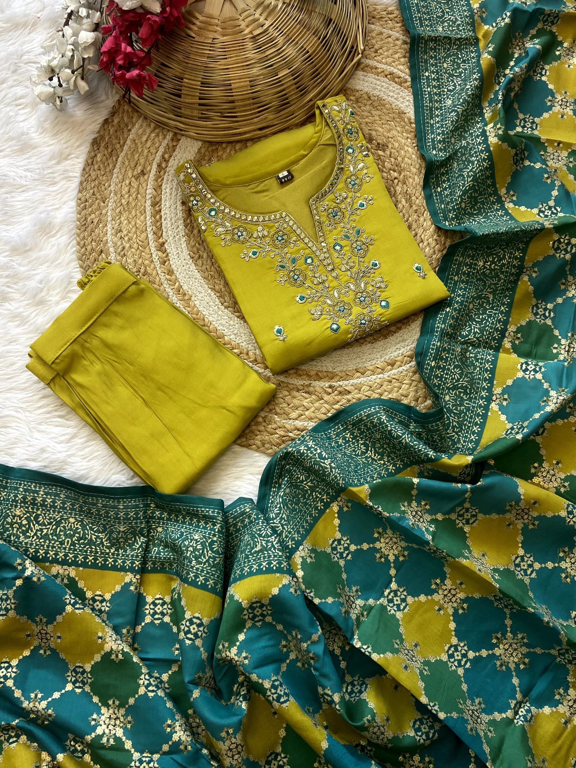 Kurti With Pent