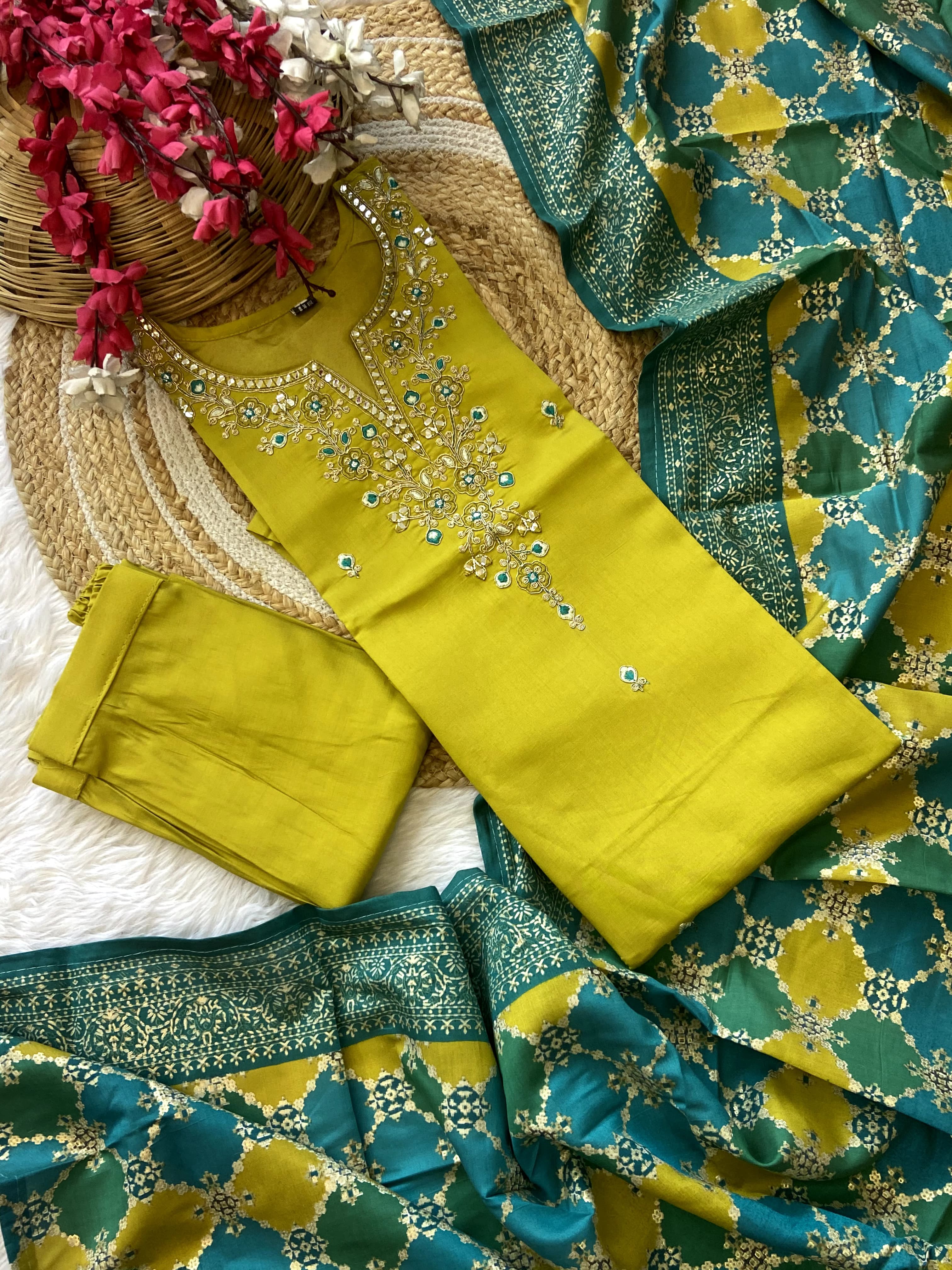 Kurti With Pent