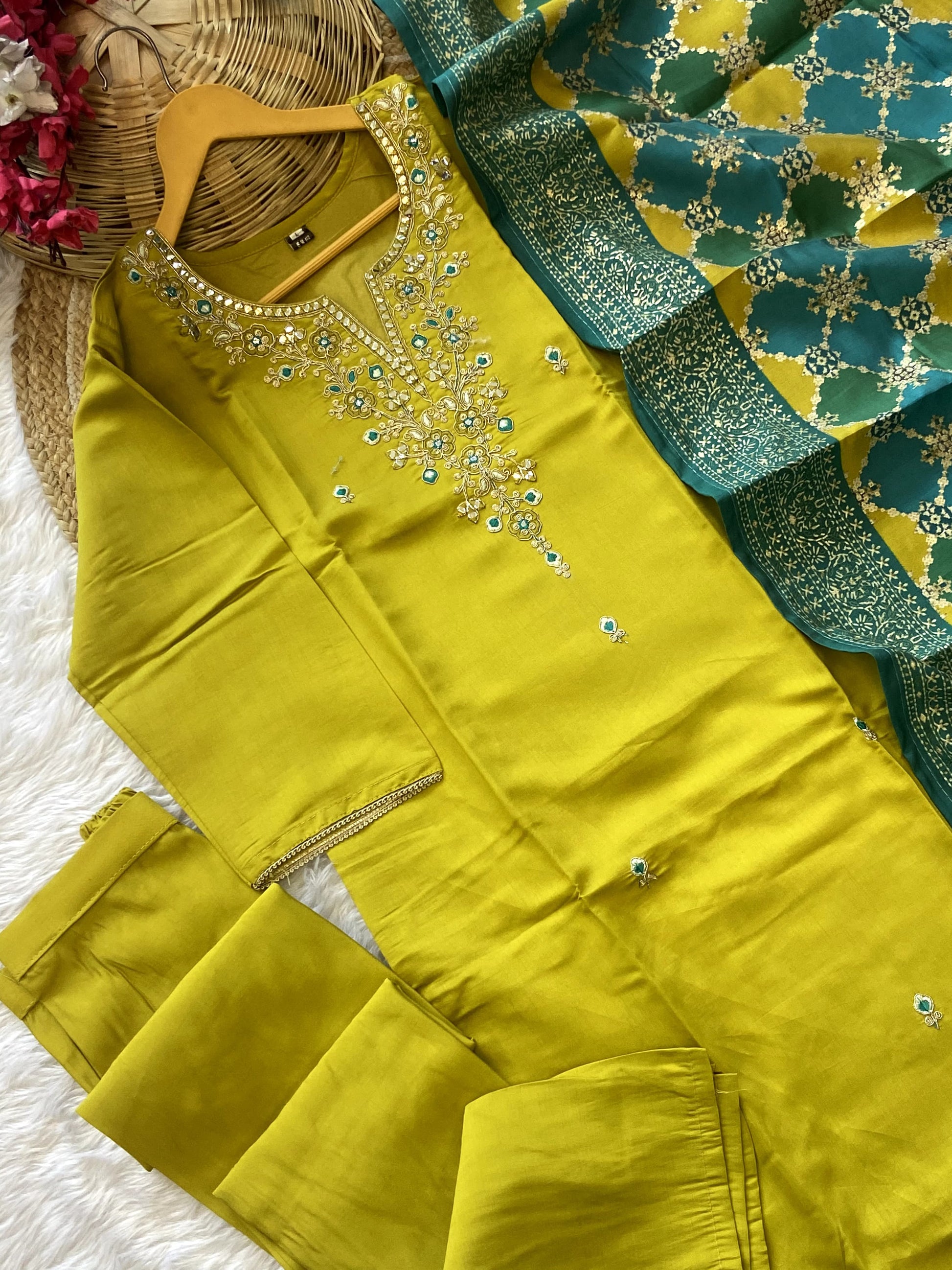 Kurti With Pent